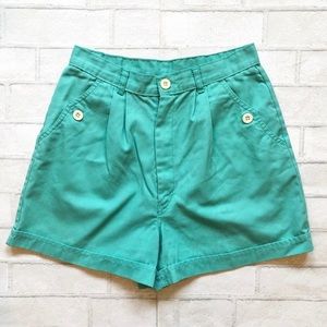 Vintage high waist and pleated teal vintage shorts